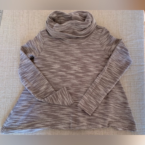 Abercrombie & Fitch cowl neck sweater tunic - Picture 1 of 8